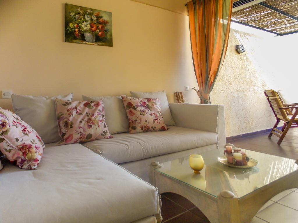 Manto On The Beach Apartments Barbati Exterior foto